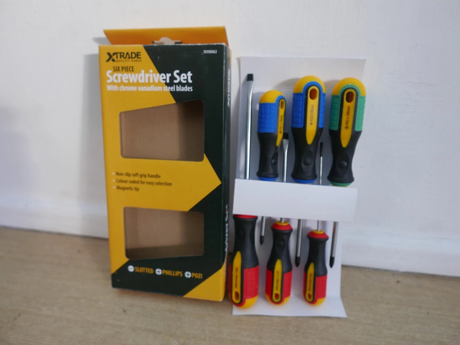 6PCE SOFT GRIP SCREWDRIVER SET XTRADE X0900063  PZ PH & SLOTTED MAGNETIC TIP