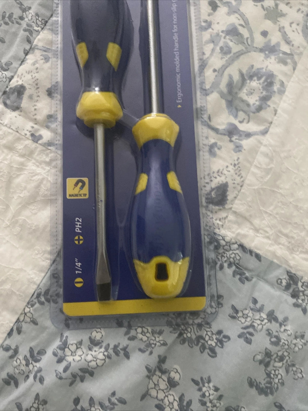 Goodyear screwdriver set Ergonomic Magnetic Tip Durable Phillips Slotted 2 Pack