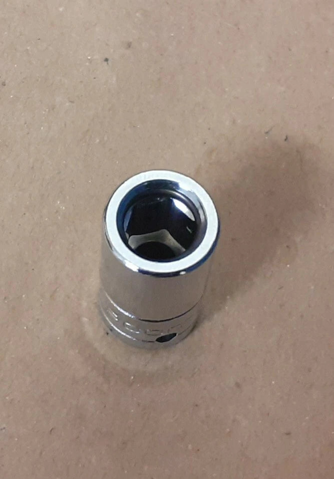 Facom 1/4" Bit Holder R245 and Torx Bits T7 T30