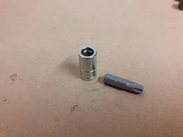 Facom 1/4" Bit Holder R245 and Torx Bits T7 T30